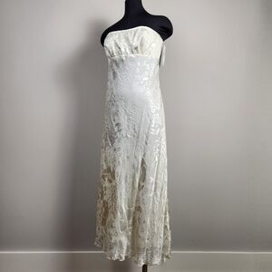 NWT NICOLE MILLER Ivory Jacquard Strapless Dress